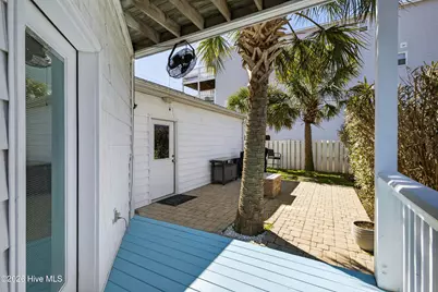 615 N Carolina Beach Avenue N #Unit A, Carolina Beach, NC 28428 - Photo 10