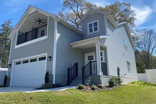 504 Lakeshore Dr, Aberdeen, NC 28315 - Photo 1