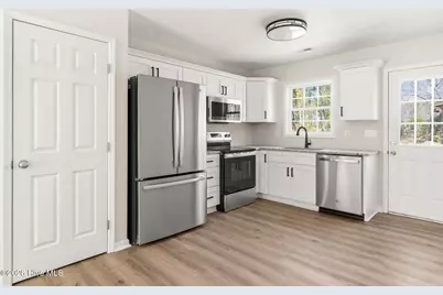 1811 Sunset Belt, Rockingham, NC 28379 - Photo 6