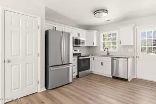 1811 Sunset Belt, Rockingham, NC 28379 - Photo 6