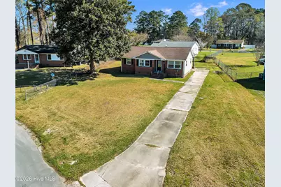 107 Knight Place, Jacksonville, NC 28546 - Photo 1