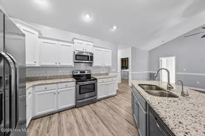 730 W Baltimore Avenue, Pinebluff, NC 28373 - Photo 8