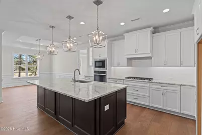 584 Morely Circle SW, Ocean Isle Beach, NC 28469 - Photo 10