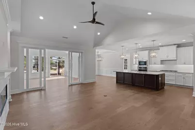 584 Morely Circle SW, Ocean Isle Beach, NC 28469 - Photo 6
