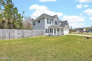 723 Kiwi Stone Cir, Jacksonville, NC 28546 - Photo 2