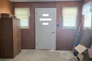 214 E Bladen St, Bladenboro, NC 28320 - Photo 12