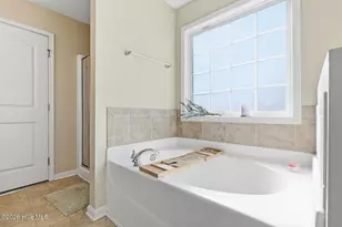 404 Hidden Oaks Dr, Jacksonville, NC 28546 - Photo 18