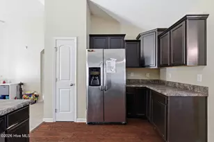 404 Hidden Oaks Dr, Jacksonville, NC 28546 - Photo 12