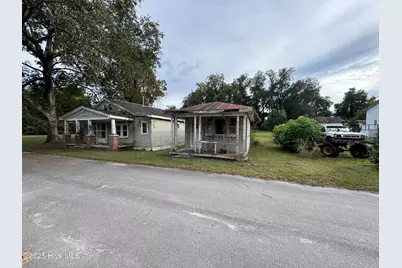 108 Bell Street, Pollocksville, NC 28573 - Photo 1
