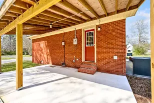 293 Old Chinquapin Rd, Beulaville, NC 28518 - Photo 38