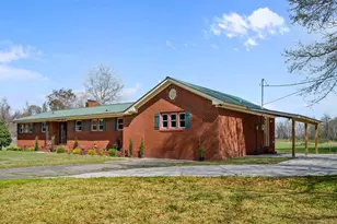 293 Old Chinquapin Rd, Beulaville, NC 28518 - Photo 4