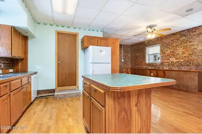 201 N Wilmington Street, Richlands, NC 28574 - Photo 48