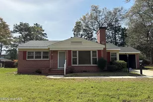 100 Wilson St, Clinton, NC 28328 - Photo 2