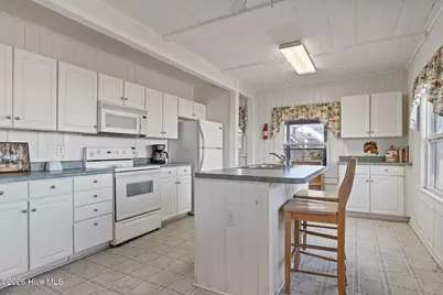 202 Glenn Street, Atlantic Beach, NC 28512 - Photo 8