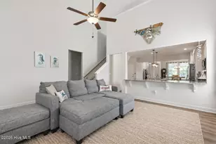 254 E Red Head Cir, Sneads Ferry, NC 28460 - Photo 6