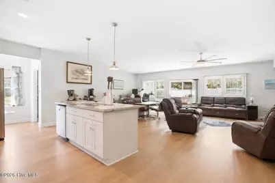 1621 Star Cross Drive SW, Shallotte, NC 28470 - Photo 8