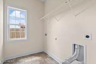 614 Carat Ct, Jacksonville, NC 28546 - Photo 6
