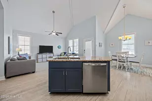 115 E Bogue Blvd, Atlantic Beach, NC 28512 - Photo 10
