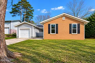 119 Shadow Brook Dr, Jacksonville, NC 28546 - Photo 2
