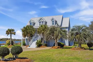 5 Osprey Cir, North Topsail Beach, NC 28460 - Photo 2