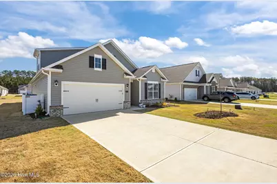 6005 Bayberry Park Drive, New Bern, NC 28562 - Photo 2