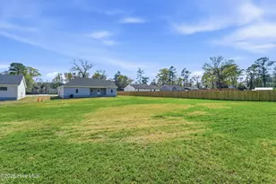 1992 Catherine Lake Rd, Richlands, NC 28574 - Photo 36