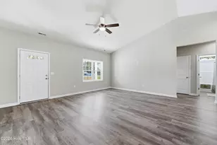 1992 Catherine Lake Rd, Richlands, NC 28574 - Photo 6