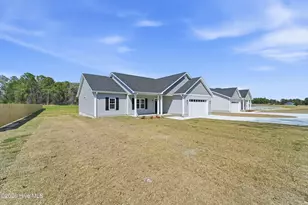 1992 Catherine Lake Rd, Richlands, NC 28574 - Photo 38