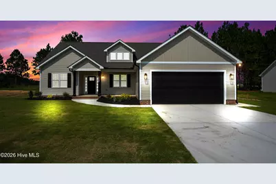 117 N Rabbit Run Drive, Smithfield, NC 27577 - Photo 2
