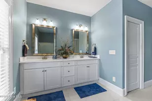 325 Live Oak St, Emerald Isle, NC 28594 - Photo 18