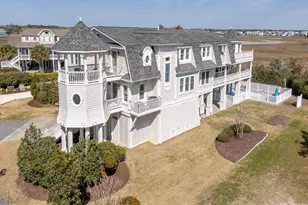 1032 Tide Ridge Dr, Holden Beach, NC 28462 - Photo 4