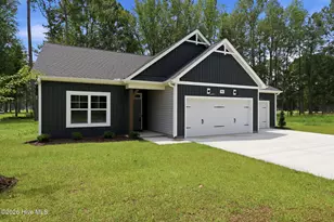 960 Rialto Ln, Ayden, NC 28513 - Photo 2