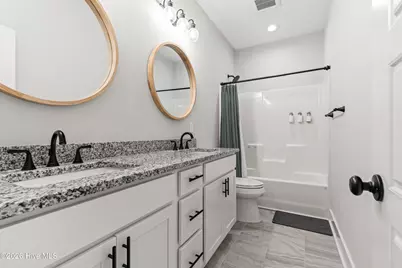 1616 Chadwick Shores Drive, Sneads Ferry, NC 28460 - Photo 22