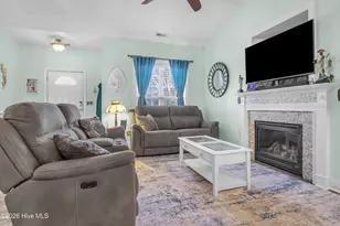 109 Candlewood Dr, Hampstead, NC 28443 - Photo 14