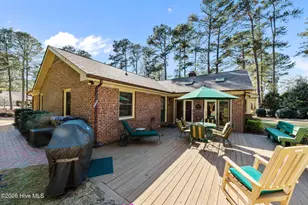 205 W Hedgelawn Way, Southern Pines, NC 28387 - Photo 36