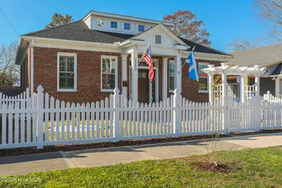121 W Market Street, Hertford, NC 27944 - Photo 1
