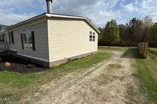 653 Old Snow Hill Rd, Ayden, NC 28513 - Photo 12