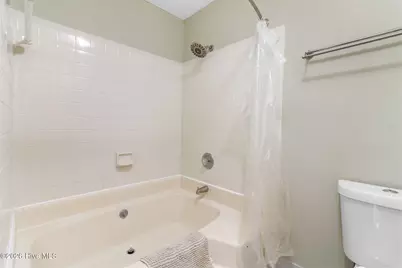 7666 Wilkins Drive, Fayetteville, NC 28311 - Photo 36