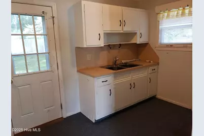 108 S Lee Street, Whiteville, NC 28472 - Photo 8