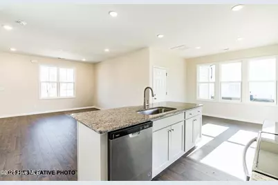 570 Springtooth Drive, Zebulon, NC 27597 - Photo 4