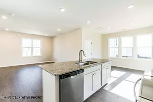 570 Springtooth Dr, Zebulon, NC 27597 - Photo 4