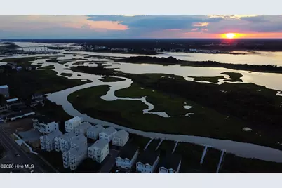 813 N New River Drive #B, Surf City, NC 28445 - Photo 4