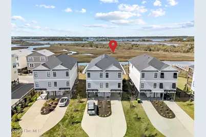 813 N New River Drive #B, Surf City, NC 28445 - Photo 2