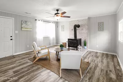 706 Seminole Trail, Jacksonville, NC 28540 - Photo 6
