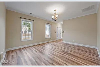 208 Chastain Drive, Jacksonville, NC 28546 - Photo 6
