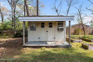105 E Sherwood Dr, Havelock, NC 28532 - Photo 36