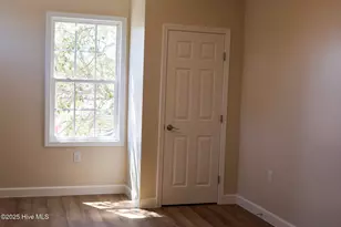 2007 Fisher St, Morehead City, NC 28557 - Photo 16