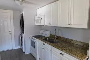 609 Broad St, Beaufort, NC 28516 - Photo 4