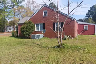 306 S Jefferson Ave S, Goldsboro, NC 27530 - Photo 4