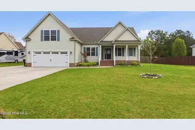 123 Mom Lane, New Bern, NC 28562 - Photo 1
